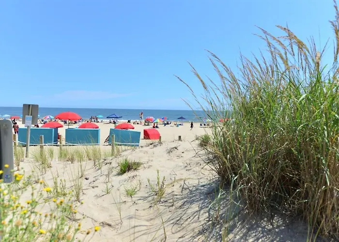 2 Bedroom 60th Street Oceanside Just Steps To The Beach! *